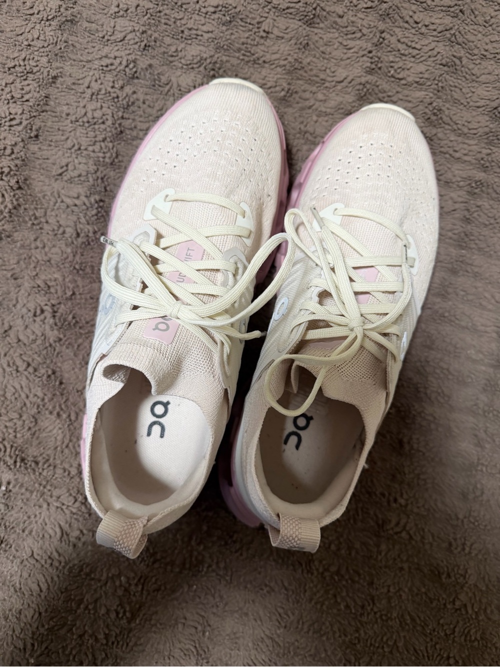 On Running Women's Cloudswift Running Shoes